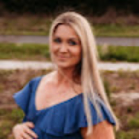 Meet your Posher, Charla - Picture 1 of 1